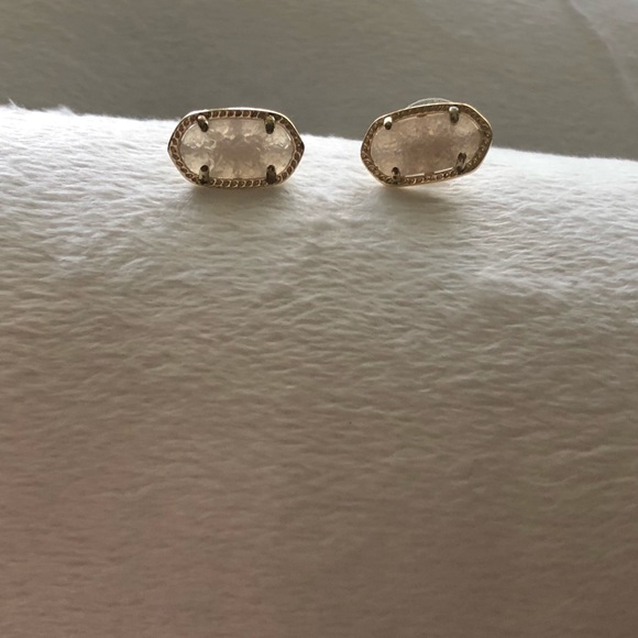 Jewelry - Kendra Scott earrings